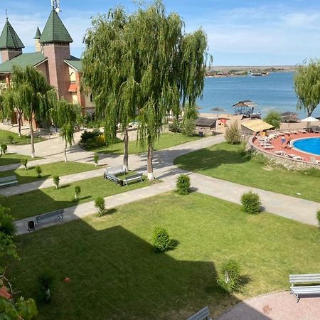 Morelux Boutique Hotel Kapchagay Ngoại thất bức ảnh