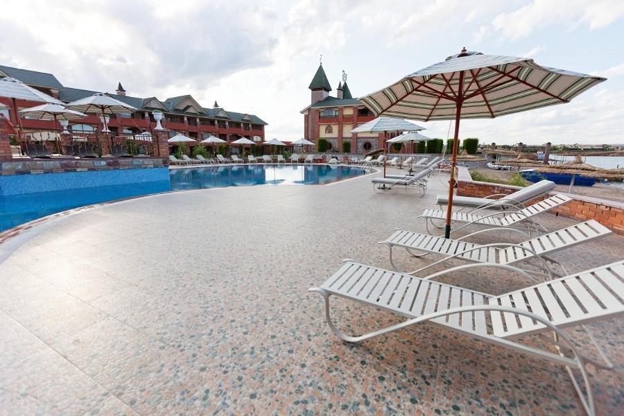 Morelux Boutique Hotel Kapchagay Ngoại thất bức ảnh