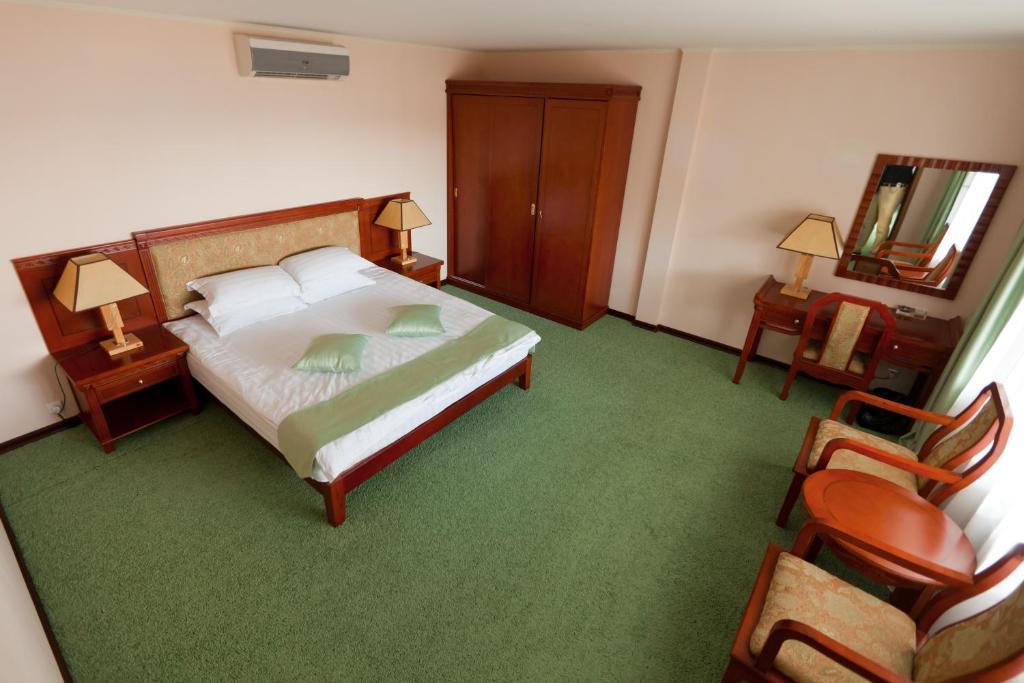 Morelux Boutique Hotel Kapchagay Phòng bức ảnh