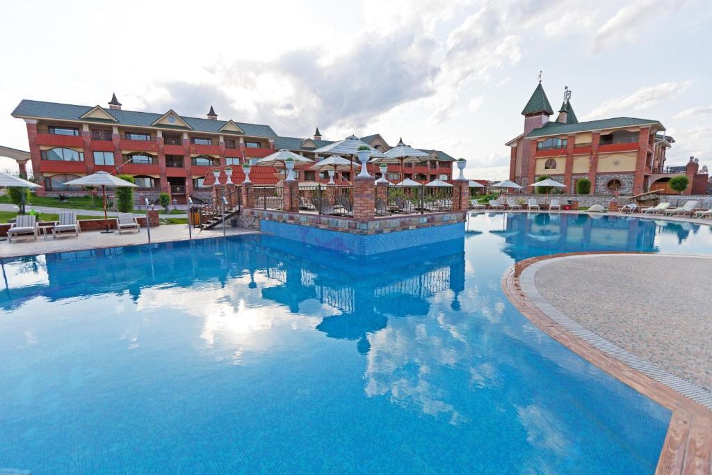 Morelux Boutique Hotel Kapchagay Ngoại thất bức ảnh