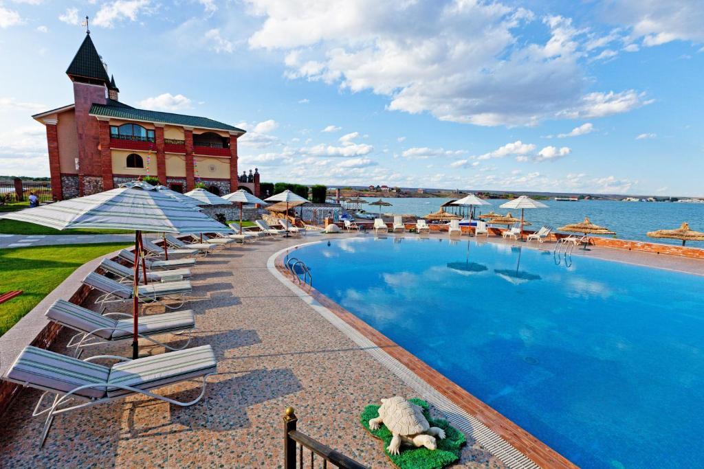 Morelux Boutique Hotel Kapchagay Ngoại thất bức ảnh
