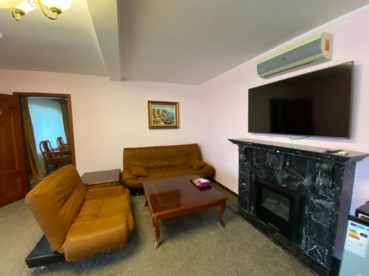 Morelux Boutique Hotel Kapchagay Ngoại thất bức ảnh