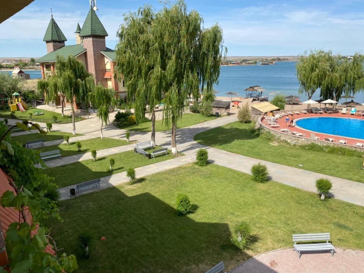 Morelux Boutique Hotel Kapchagay Ngoại thất bức ảnh